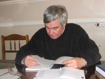 �.�.�����������